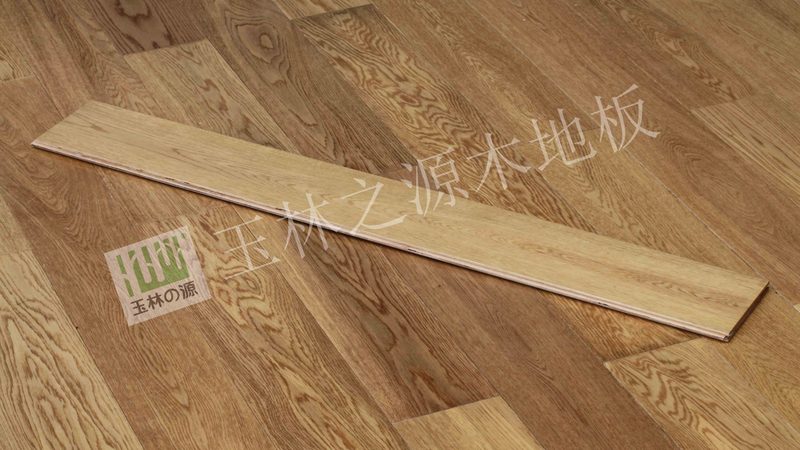 实木复合地板与强化复合地板：性能与选择的较量