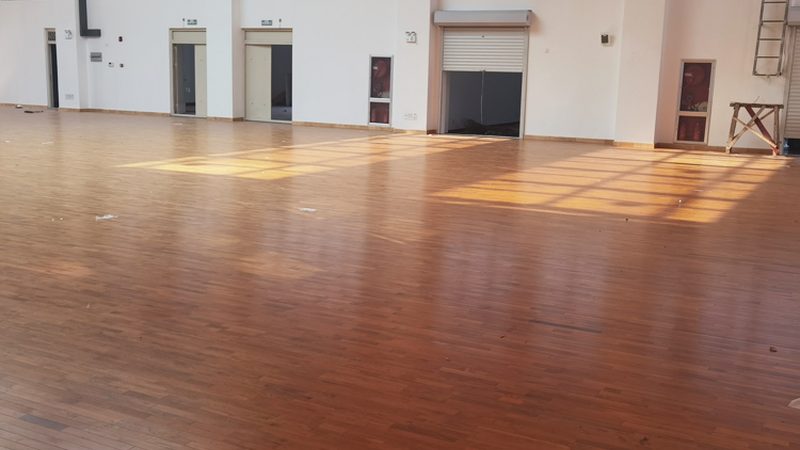 软木地板铺得平不平，关键在地面找平这一步